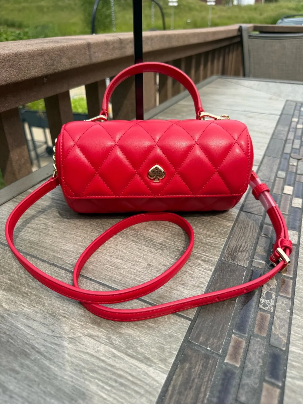 NWOT Kate Spade New York Heart Barrel Quilted Crossbody Bag Ruby Red Novelty